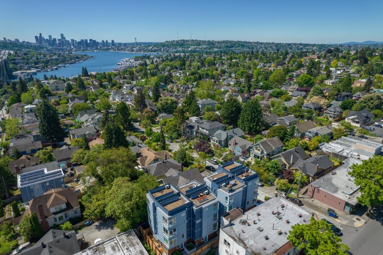 Rooftop Patio With Waterview, Private Garden & Grill 3Br 3Ba- Modern Cityscape Seattle Extérieur photo